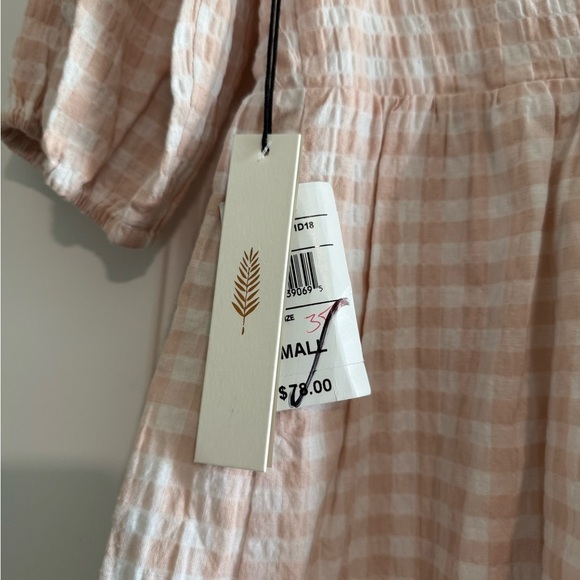 June & Hudson Pink and White Puff Sleeve Mini Dress - Picture 3 of 4